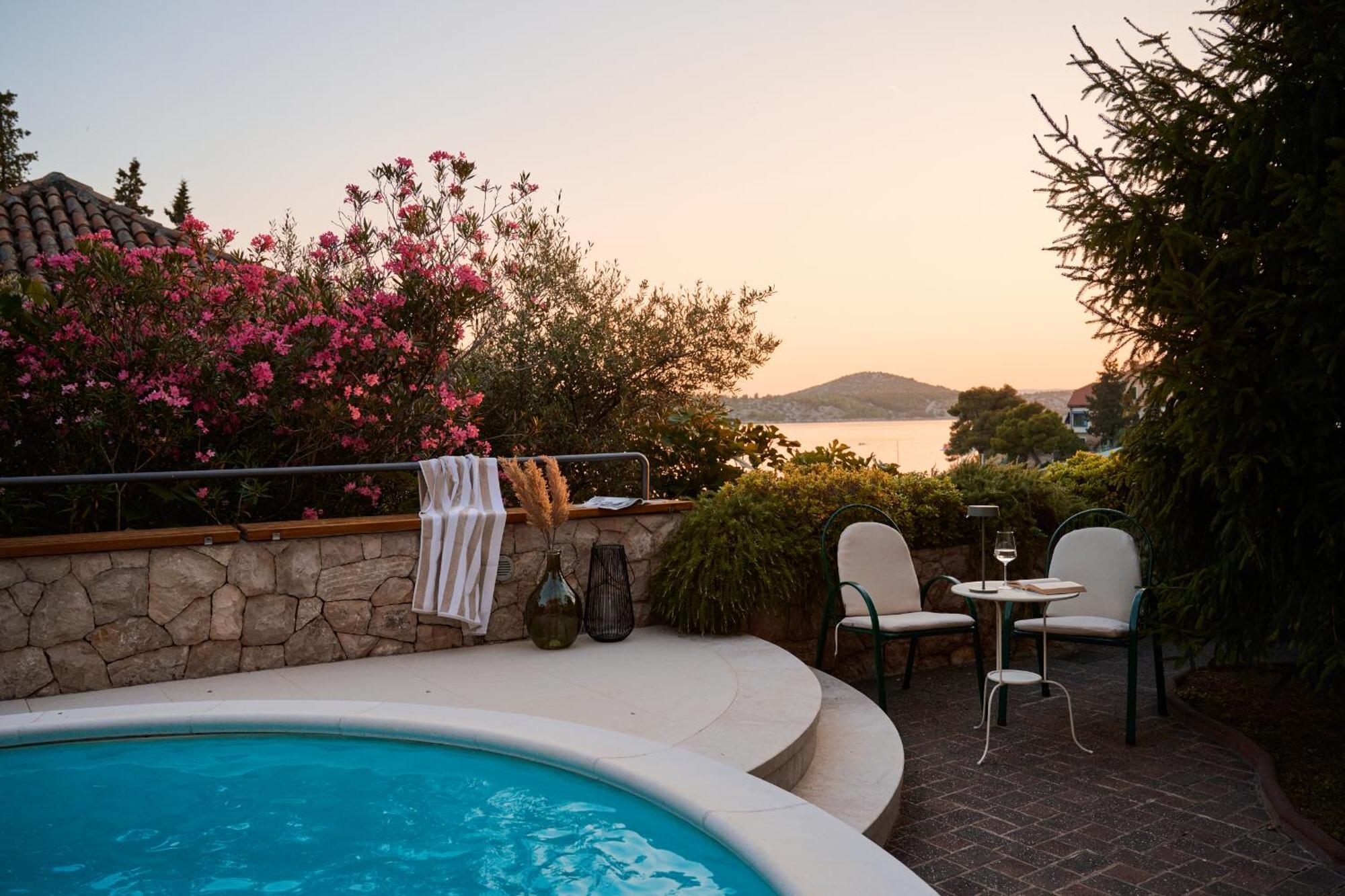 Luxurious City Retreat With Pool Šibenik Екстериор снимка