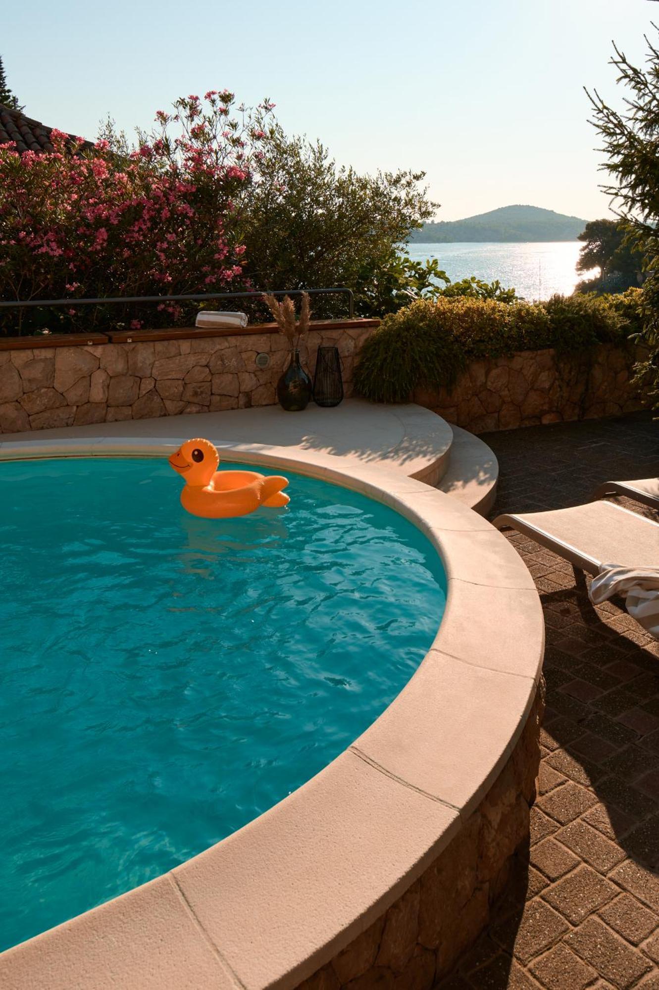 Luxurious City Retreat With Pool Šibenik Екстериор снимка